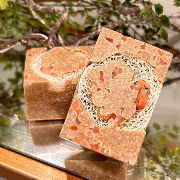 Sea Weed & Sea Mud Deep Cleansing Salt Block