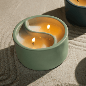 Green Tea + Aloe - Yin-Yang 11 oz Candle