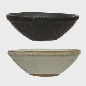 Stoneware Pinch Bowl-White